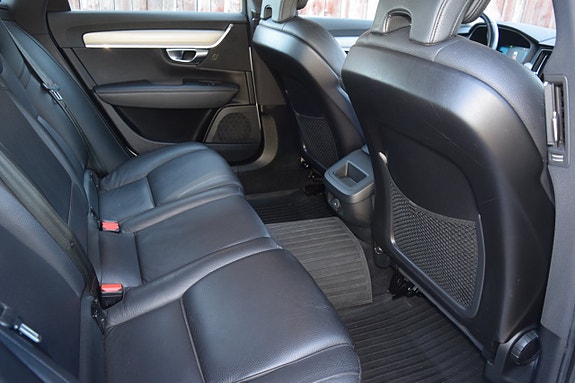 Volvo V90 9 of 13