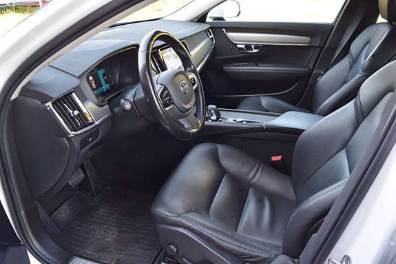 Volvo V90 8 of 13
