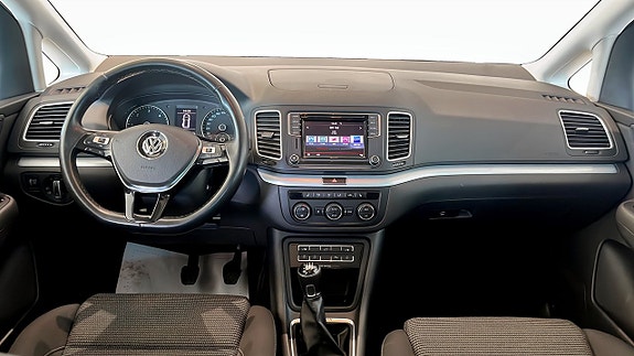 Volkswagen Sharan 10 of 15