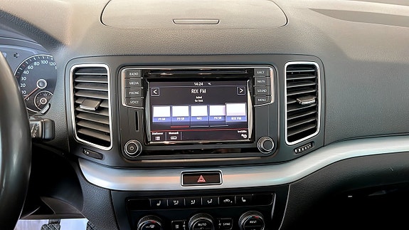Volkswagen Sharan 9 of 15