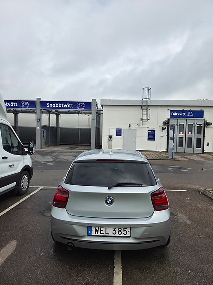 BMW 118d 5 of 5