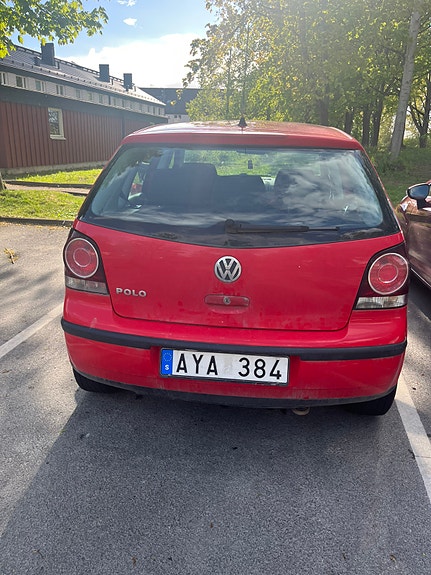 Volkswagen Polo 3 of 5