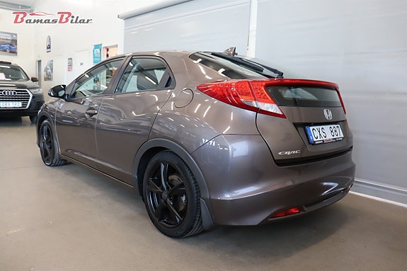 Honda Civic 3 of 5