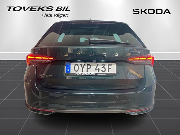 Skoda Octavia 4 of 5