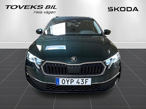 Skoda Octavia 8 of 14