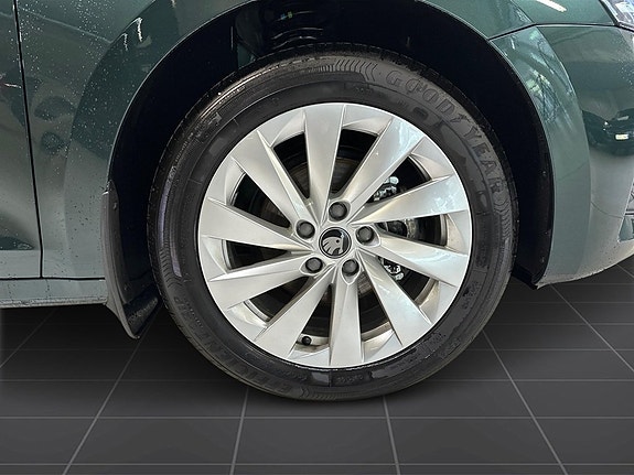 Skoda Octavia 9 of 14