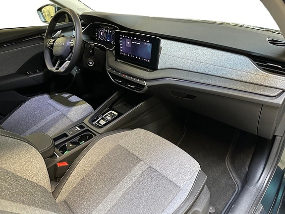 Skoda Octavia 12 of 14