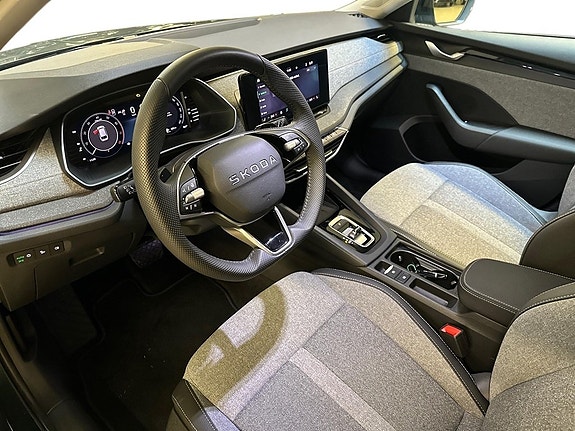 Skoda Octavia 10 of 14