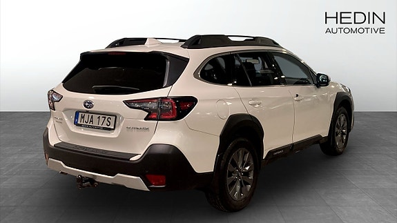 Subaru Outback 2 of 5