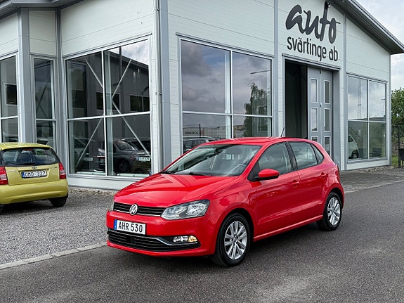 Volkswagen Polo 2 of 5
