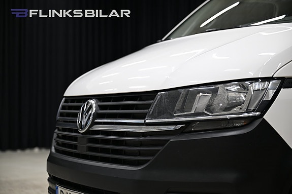 Volkswagen Transporter 13 of 28