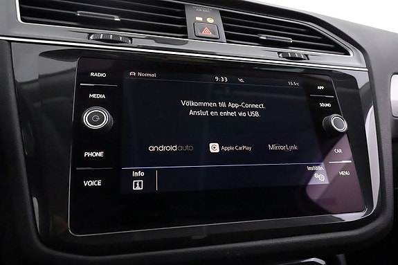 Volkswagen Tiguan 15 of 16