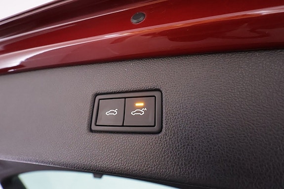 Volkswagen Tiguan 10 of 16