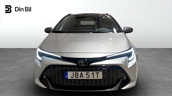 Toyota Corolla 4 of 12