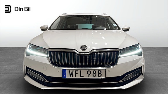 Skoda Superb 4 of 5
