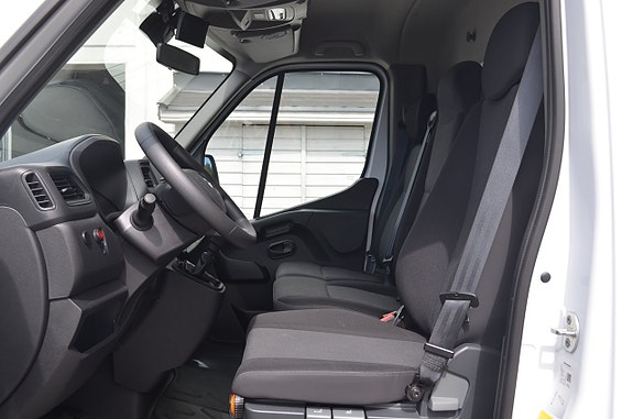 Renault Master 2 of 5