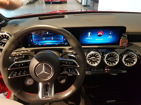 Mercedes-Benz A45 11 of 12