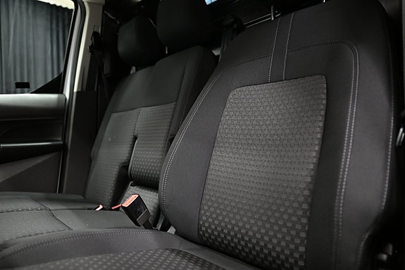 Ford Transit Connect 19 of 29