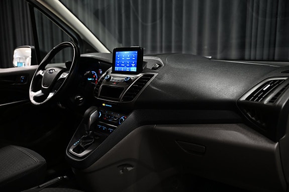Ford Transit Connect 27 of 29