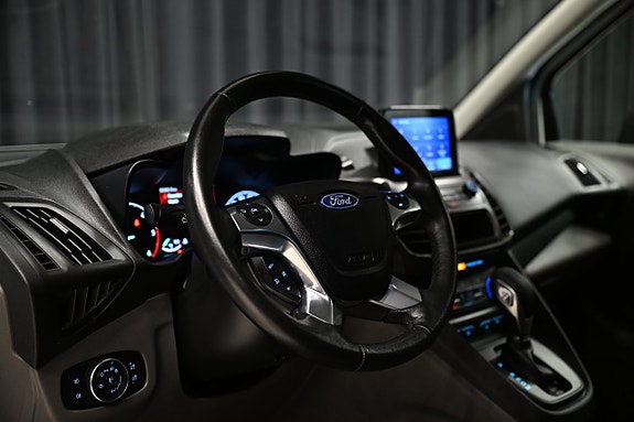 Ford Transit Connect 17 of 29