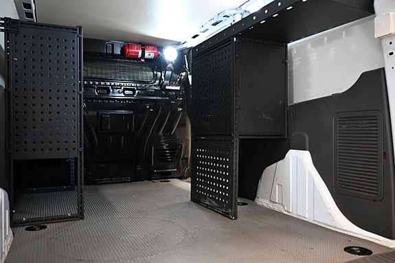Ford Transit Connect 11 of 29