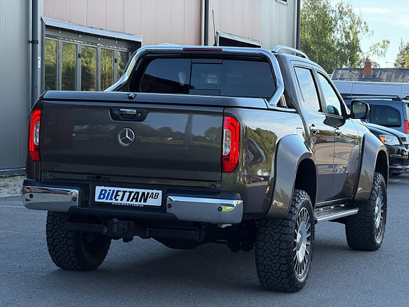 Mercedes-Benz X250 d 10 of 30