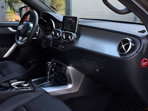 Mercedes-Benz X250 d 18 of 30