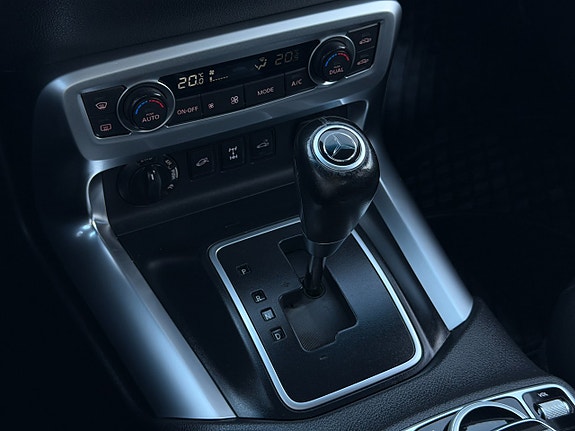 Mercedes-Benz X250 d 25 of 30