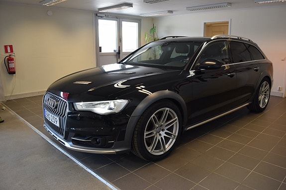 Audi A6 allroad 2 of 5