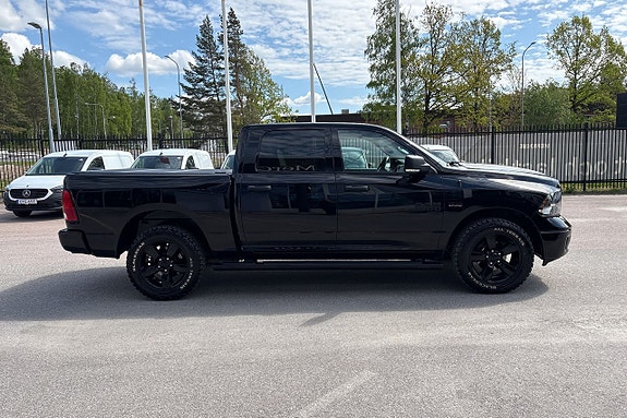 RAM 1500 3 of 5