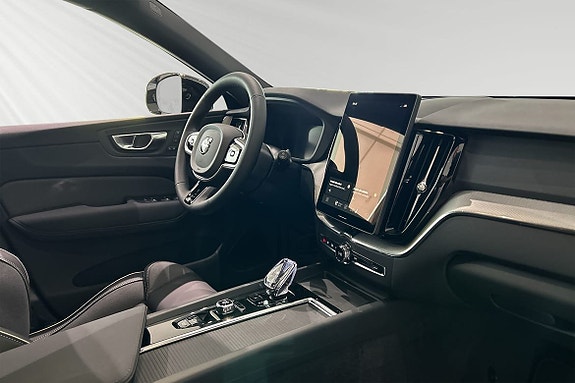 Volvo XC60 9 of 18