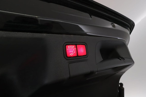Mercedes-Benz CLA250 e 10 of 30