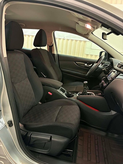 Nissan Qashqai 10 of 17