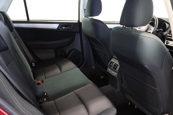 Subaru Outback 7 of 13