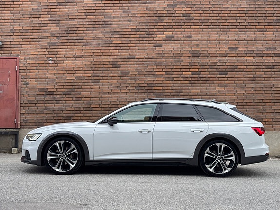 Audi A6 allroad 2 of 5