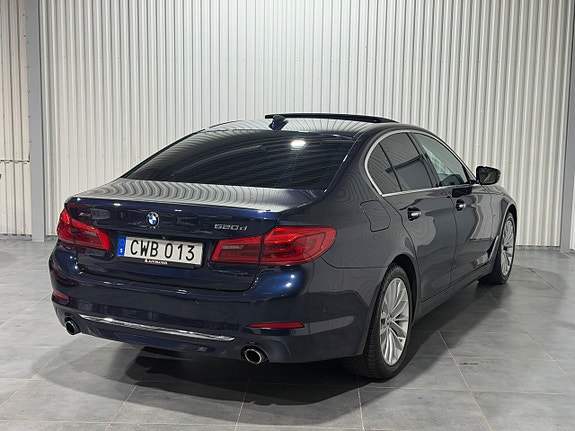 BMW 520d 4 of 5
