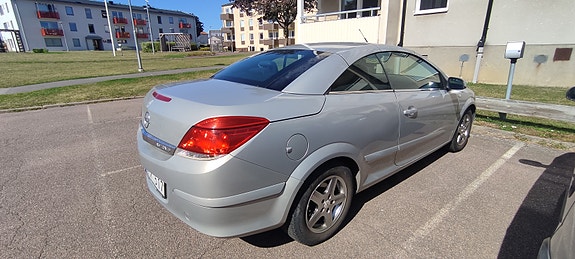 Opel Astra 2 of 5