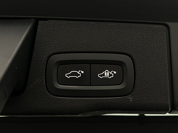 Volvo XC60 9 of 30