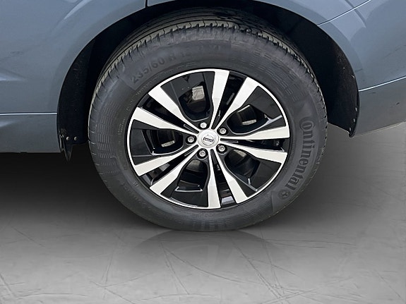 Volvo XC60 29 of 30