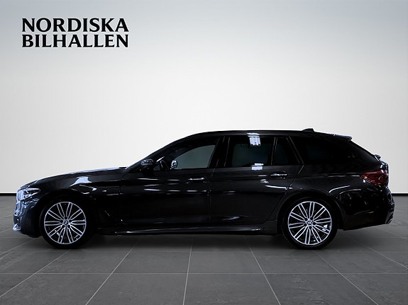 BMW 530i 4 of 5