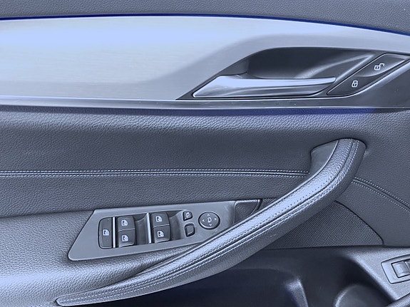 BMW 530i 7 of 19