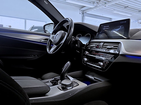 BMW 530i 11 of 19