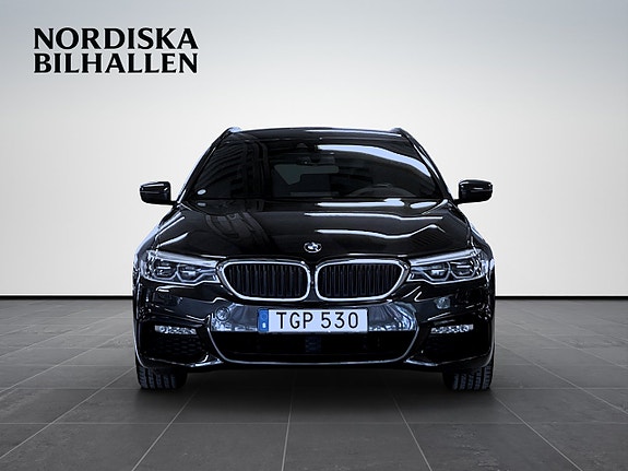 BMW 530i 2 of 5