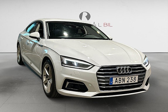 Audi A5 9 of 18