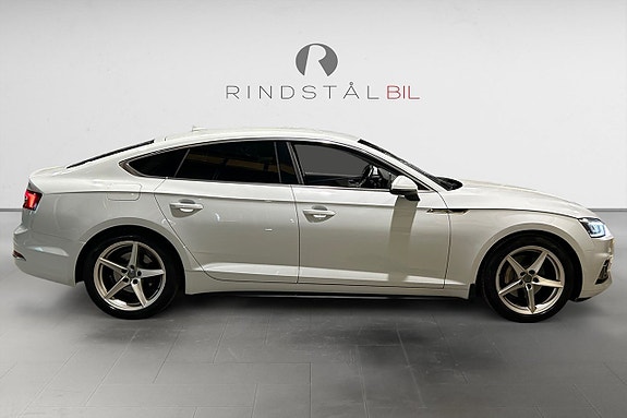 Audi A5 8 of 18