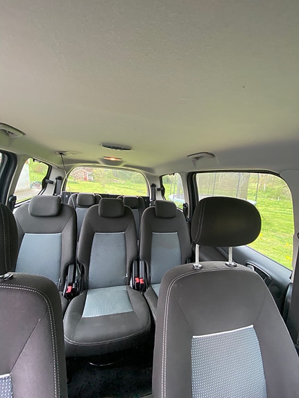 Ford Galaxy 10 of 11