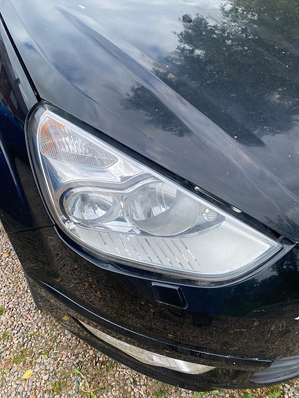 Ford Galaxy 2 of 11