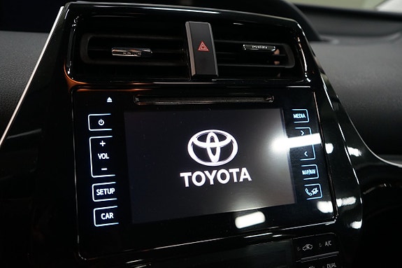 Toyota Prius 15 of 15