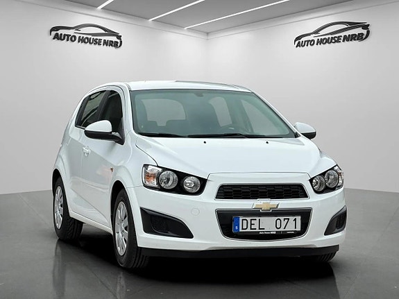 Chevrolet Aveo 5 of 5