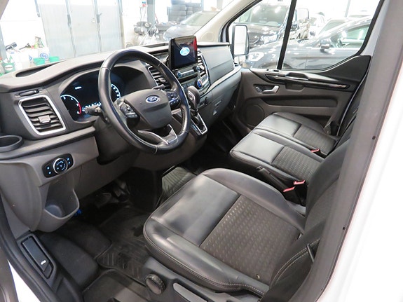 Ford Transit Custom 6 of 9